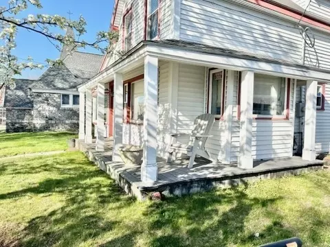 Exterior - 6 Forest St, Ayer, MA 01432 photo 4 of 14