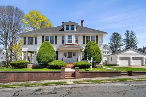 35 Barasford Ave, Lowell, MA 01852