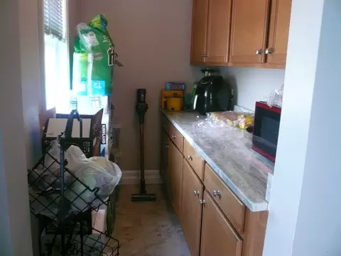 Kitchen - 147-149 Hancock St, Everett, MA 02149 photo 10 of 11