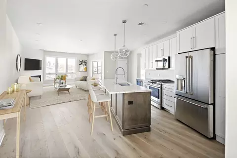44 Ellery St #204, Boston, MA 02127