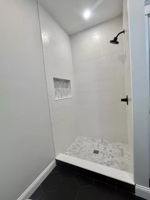 Bath - 1039 Greendale Ave, Needham, MA 02492 photo 7 of 7