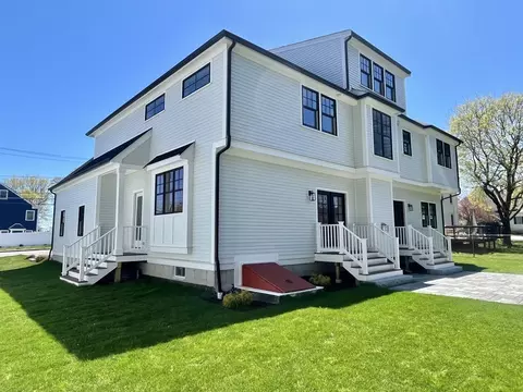 Exterior - 1039 Greendale Ave, Needham, MA 02492 photo 2 of 3
