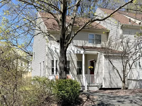 11 Cedar Glen Cir #11, Greenfield, MA 01301