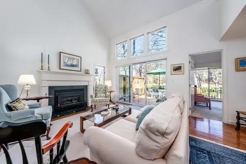 40 Forest Gate Vlg #40, Yarmouth, MA 02675