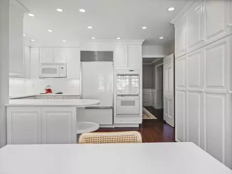 14 Colgate Rd, Wellesley, MA 02482 photo 4