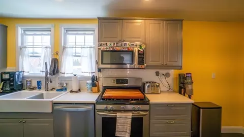 Kitchen - 239 Beech St, Boston, MA 02131 photo 2 of 4