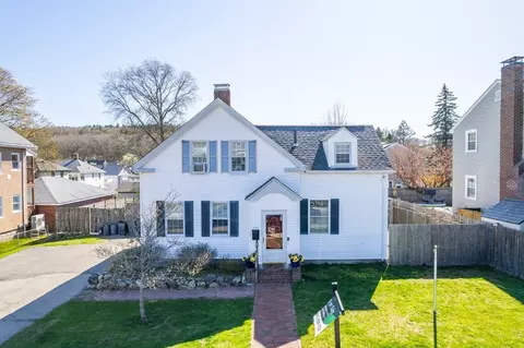 239 Beech St, Boston, MA 02131