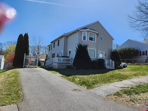 29 Glen Meadow Rd #29, Haverhill, MA 01835