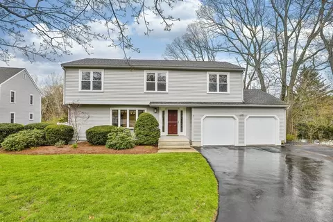 5 Gibbs Valley Path, Framingham, MA 01701