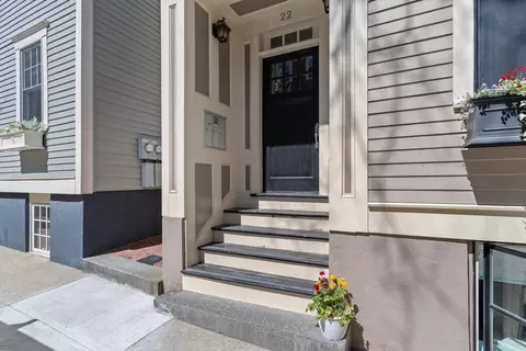 22 Mystic St #3, Boston, MA 02129