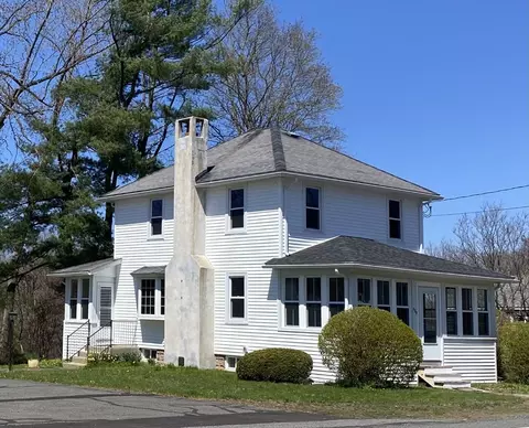 339 West St, Amherst, MA 01002