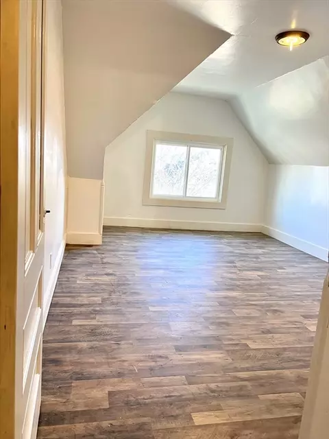Bedroom - 70 Sherman St, Springfield, MA 01109 photo 2 of 5