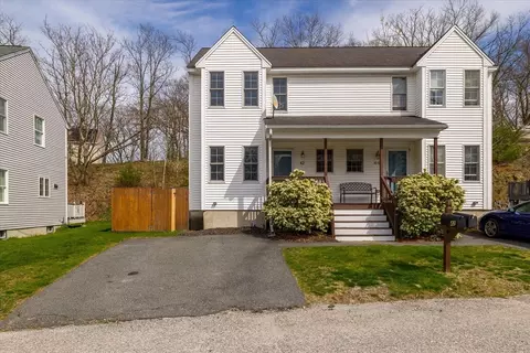 42 Wigwam Hill Dr, Worcester, MA 01604