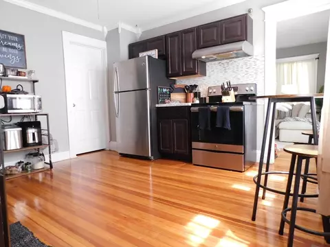 Kitchen - 190-192 College St, Springfield, MA 01109 photo 5 of 10