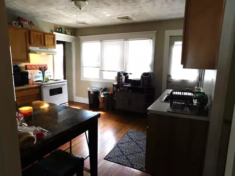 Kitchen - 190-192 College St, Springfield, MA 01109 photo 8 of 10