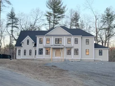 375 Acton St, Carlisle, MA 01741