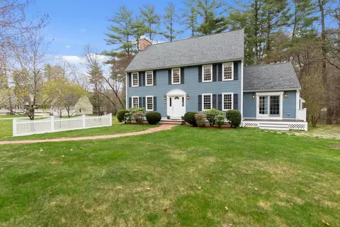 10 Hawk Way, Georgetown, MA 01833 photo 3