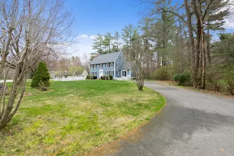 10 Hawk Way, Georgetown, MA 01833 photo 2