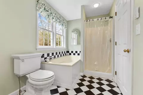 10 Hawk Way, Georgetown, MA 01833 photo 26