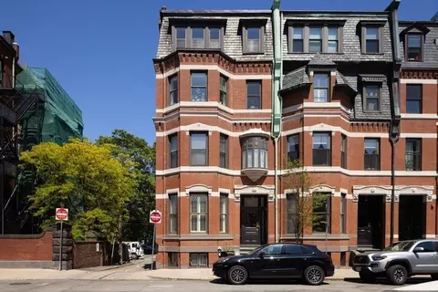 32 Fairfield St #1, Boston, MA 02116