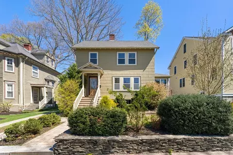 136 Beech St, Boston, MA 02131