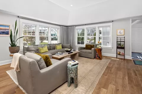 Living - 5 Smith Way, Hingham, MA 02043 photo 4 of 6