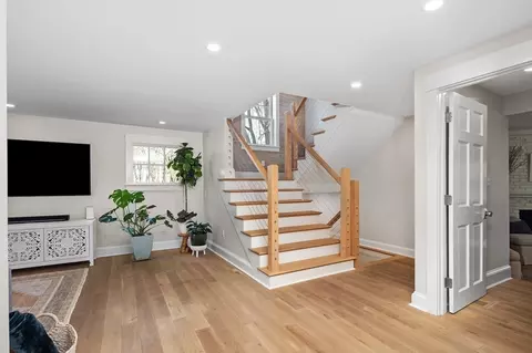 Entry Way - 5 Smith Way, Hingham, MA 02043 photo 6 of 6