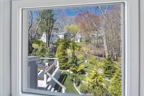 Exterior - 5 Smith Way, Hingham, MA 02043 photo 4 of 10