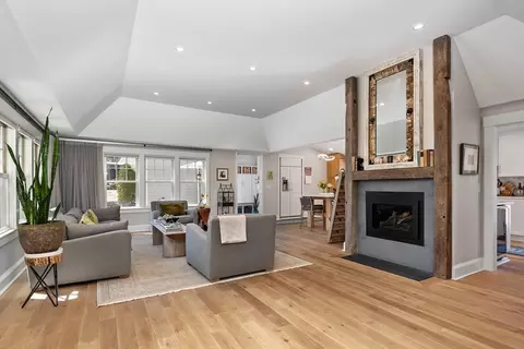 Living - 5 Smith Way, Hingham, MA 02043 photo 3 of 6