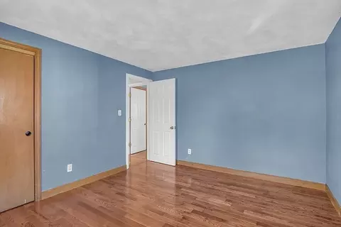 31 Hemlock Rd, Reading, MA 01867 photo 17