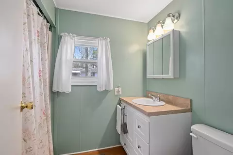 58 Bally Dr, Raynham, MA 02767 photo 5