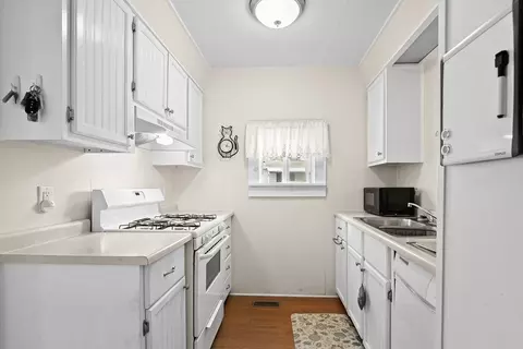 58 Bally Dr, Raynham, MA 02767 photo 2