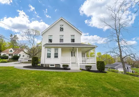 102 Parker Rd, Wakefield, MA 01880
