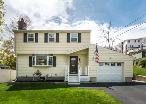 20 Dale Cir, Waltham, MA 02451