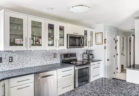 Kitchen - 24 Coldspring Dr #A, Sutton, MA 01590 photo 5 of 6