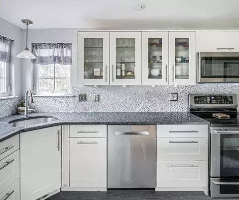 Kitchen - 24 Coldspring Dr #A, Sutton, MA 01590 photo 4 of 6