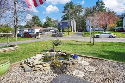 Exterior - 338 Parkerview St, Springfield, MA 01129 photo 4 of 11