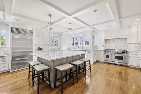 Kitchen - 3 Goldthwait Rd, Marblehead, MA 01945 photo 1 of 4