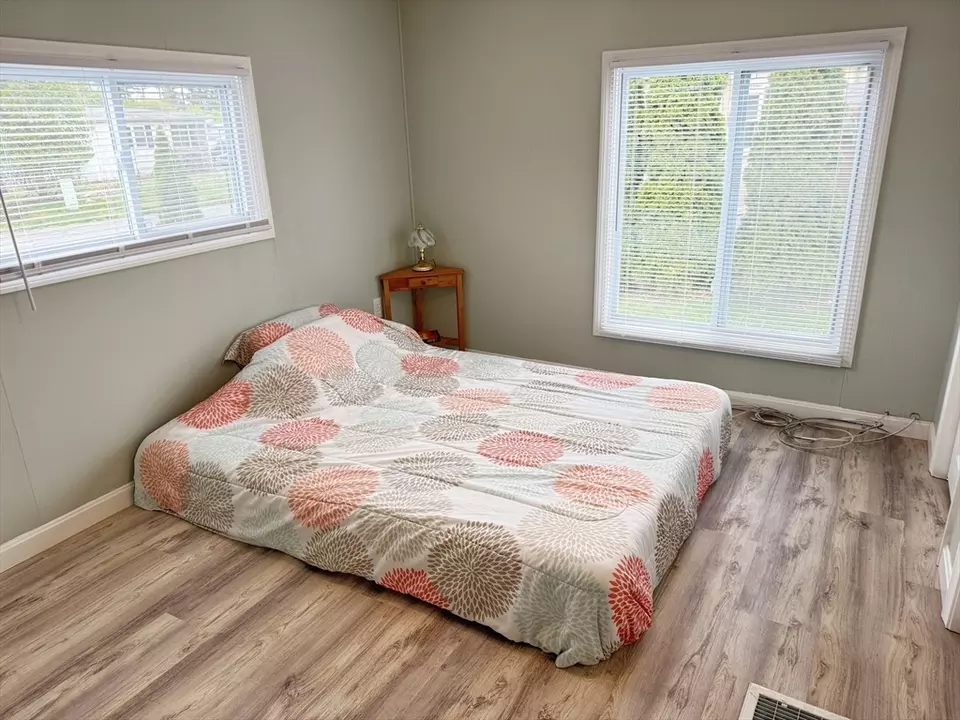  4 Mayflower Ave, Taunton, MA 02780 photo 26