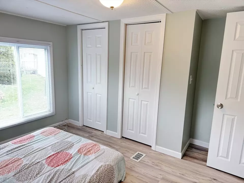  4 Mayflower Ave, Taunton, MA 02780 photo 29