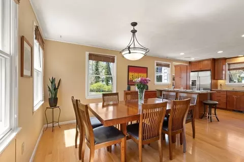 Dining - 4 Summit Ave, Sharon, MA 02067 photo 1 of 1
