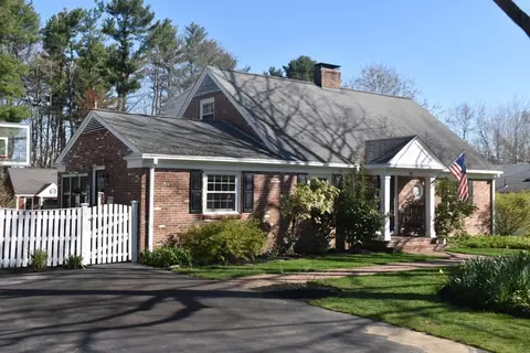 60 Judson St, Raynham, MA 02767