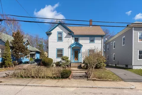 12 13th St, Attleboro, MA 02703