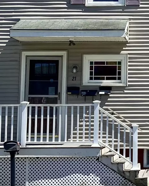 21 Birch St, Clinton, MA 01510 photo 2