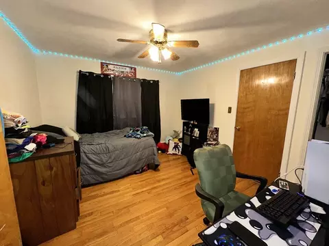 Bedroom - 32 Brittany Rd, Springfield, MA 01151 photo 2 of 3