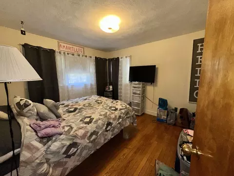 Bedroom - 32 Brittany Rd, Springfield, MA 01151 photo 1 of 3