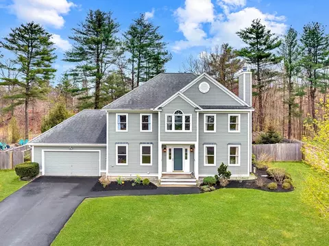 33 Frances Dr, Newburyport, MA 01950