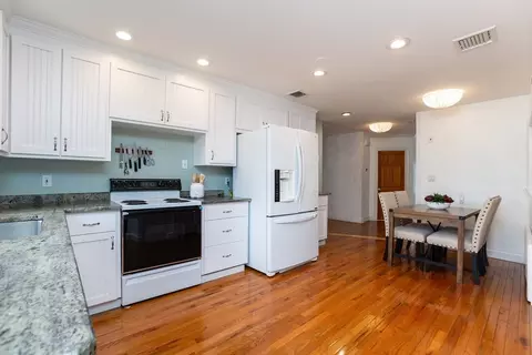 69 Glendale Rd, Marblehead, MA 01945 photo 13