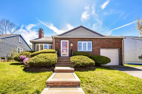 69 Glendale Rd, Marblehead, MA 01945