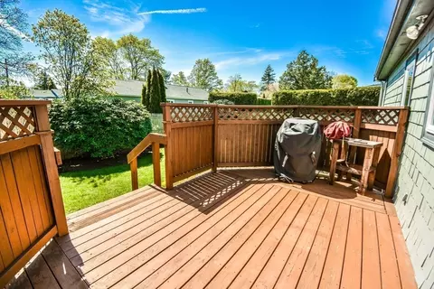 69 Glendale Rd, Marblehead, MA 01945 photo 36
